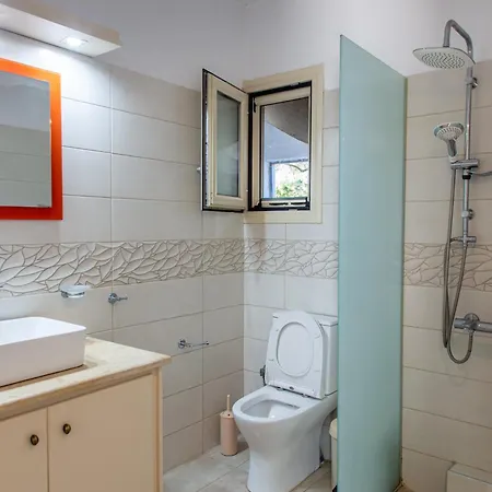 Apartment Romanos Xi Xi Beach