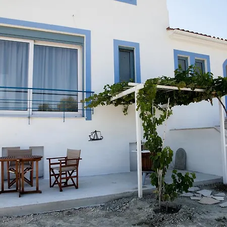 Romanos Xi Apartment