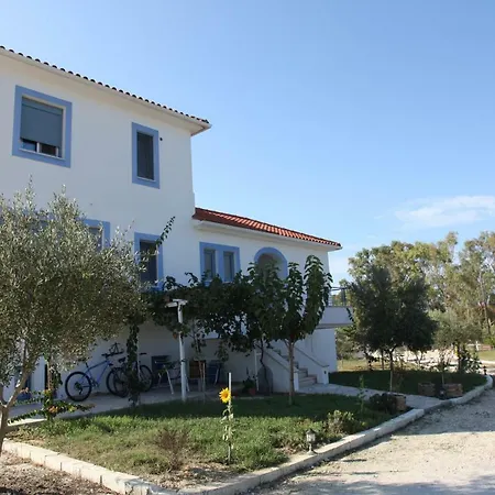 Apartment Romanos Xi Xi Beach